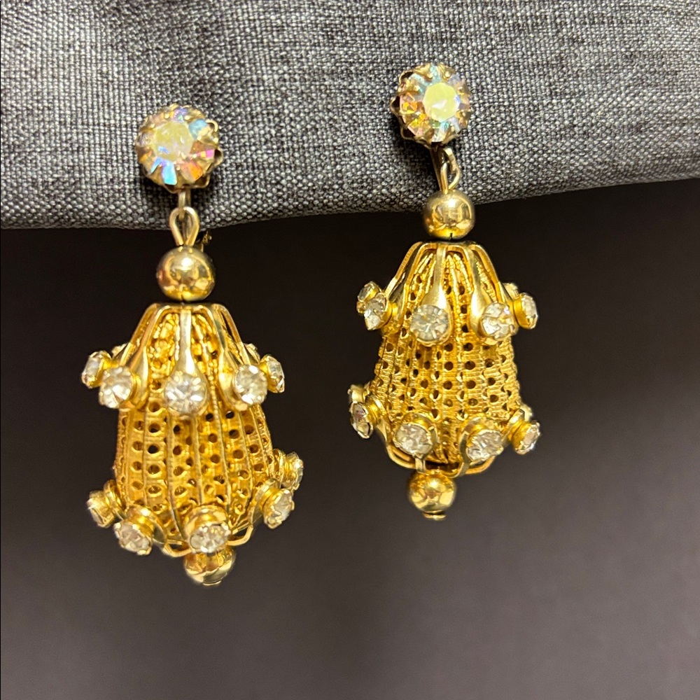 Vintage Statement Chandelier Rhinestone and Gold Tone Mesh Clip On Earrings